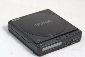 SONY(ソニー)Discman ディスクマン D-40 CDウォークマン 電池で再生しました。