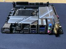 ASrock H670M-ITX/ax Win11 Pro認証_画像4