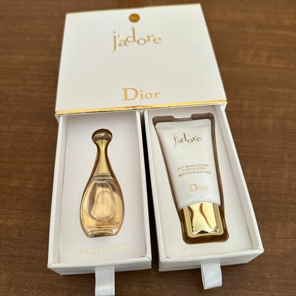 Dior ジャドール 香水 クリスチャンディオール