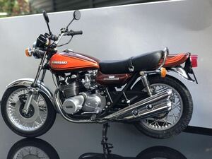 ★昭和とVANと おもちゃ★ MINI CHAMPS Kawasaki Z1 900cc キャンディボール 火の玉カラー　1 / 12