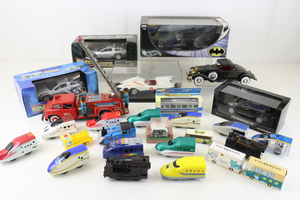 ミニカー まとめ BACK TO THE FUTURE DELOREN TIME MACHINE HotWHeeLs BATMOBILE TOYOTA HARRIER 消防車 列車 トーマス 005IFFIK59