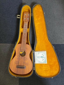 GString ジーストリング Ukulele ウクレレ ハワイアンスタイル ハードケース付き 楽器