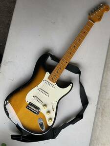 Fender STRATOCASTER Japan エレキギター　　シリアル番号:Q064146 音出し確認済み☆ケース付き☆