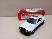 トミカ博限定NO23日産スカイラインGT-R32パトロールカー仕様新品_画像2