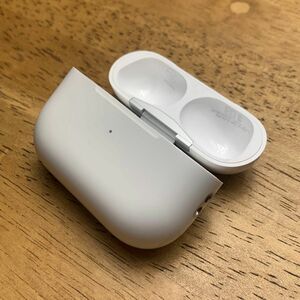 AirPods Pro 第2世代 充電ケース A2700 ケース エアーポッズ