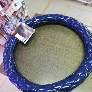 . very thick steering wheel cover Kirameki shining kirameki V2 lame entering double stitch diamond size :2L 46.5~47cm black / blue HCK