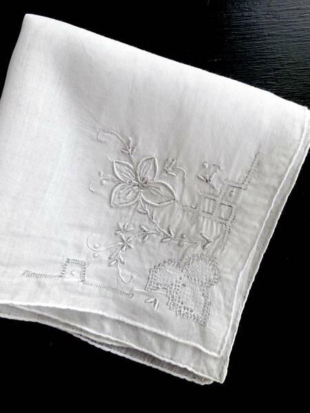 19世紀-20世紀 フランス ハンカチ 蝶の刺繍 レース 刺繍 クロッシェ ニードル リバー 綿レース スカラップ トリム チュール 古布 