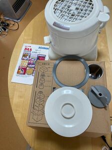 値下げ　ZOJIRUSHI マイコンもちつき機力もちBS-C35-WB ホワイト1.8Lつく　むす　こねる