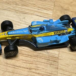 ☆RENAULT F1 Team ミニカー キーホルダー☆全長 約5.7cm（マルカン部分含まず） 車幅 約2.4cm☆の画像2