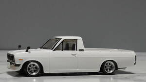 トイズキャビン改 1/64 サニートラック (白) サニトラ ロンシャン アルミ 深リム 旧車 街道レーサー グラチャン ノスタルジック 国産名車