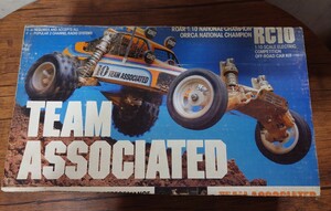 当時物　ヨコモ　TEAM ASSOCIATED RC-10 スーパーオフロードマシーン　オフロードカーキット　ラジコン　アソシエイテッド