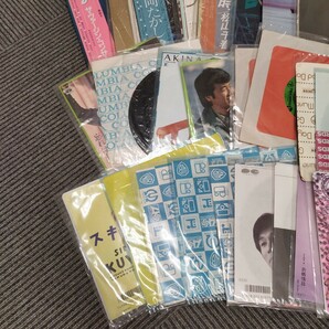 NA★1円〜中古品 レコードおまとめ品 83枚 邦楽ポップス 洋楽ポップス 長渕剛 中森明菜 吉川晃司 松山千春 渡辺美里 チェッカーズ の画像9