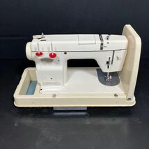 仙18 JANOME MODEL 802 ミシン ジャノメミシン フットペダル付き ジャノメ 手芸 裁縫 ハンドクラフト 部品取り_画像2