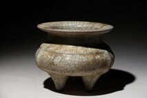 博物館展示品　来歴有　392　宋時代　哥窯香炉　直径約12cm　（検）三足香炉 香爐 唐物 香道具 中国美術_画像5