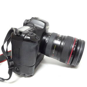 Canon EOS 5D デジタル一眼カメラ 17-40mm カメラレンズおまとめセット 動作未確認【80サイズ/同梱不可/大阪商品】【2538608/290/mrrz】の画像5