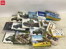 1円〜 同梱不可 ジャンク 1/48等フォッケウルフ Fw190 D-9 JV44、アメリカM151A2 グレナダ侵攻作戦 他_画像1