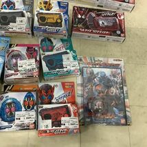 1円〜 訳あり バンダイ 仮面ライダー セイバー等 DX火炎剣烈火 サウンドアップデートエディション、DXヘルライズプログライズキー他_画像4