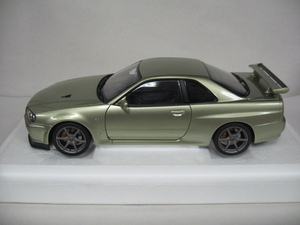 Aa 1/18 NISSAN スカイライン GT-R (R34) V-SPECⅡ NUR ミレニアムジェイド