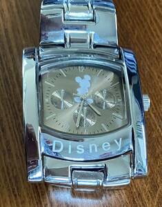ミッキーマウス 腕時計 クロノグラフ Disney オフィシャルホログラムシール付 希少 ゴールド×シルバー ディズニーランド公式 ジャンク扱