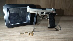 ..1/3 шкала миниатюра модель оружия BERETTA M92 свет gun цвет подставка + коробка + дополнение муляж Cart 