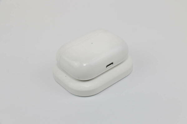AirPods,AirPodsPro,Pro2　用ワイヤーレス充電器 　QI充電器　ACC-2020-J072/2-1