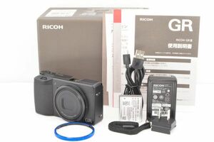 良品★RICOH リコー GR III APS-Cサイズ大型CMOSセンサー コンパクトデジタルカメラ★元箱付き R1134