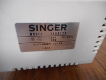 シンガー 14U812 ３本糸 縁がかりミシン ロックミシン SINGER　フットコントローラー・説明書付き_画像8