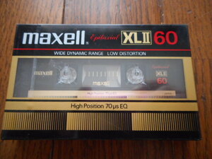  maxell XLⅡ 60　TYPEⅡ ハイポジション 60分カセットテープ　バーコード無し 日立マクセル　当時物 昭和レトロ 未開封
