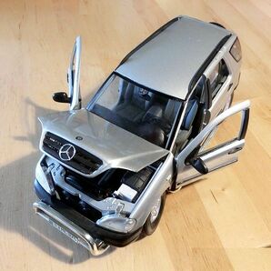  Maisto 1/18 Mercedes Benz ML320 メルセデスベンツ ML320の画像5