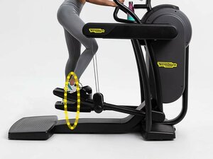 T◆引取限定難あり TechnoGym/テクノジム VARIO 1000SP DEF84 クロストレーナーウォーキングマシン　SHARP TV付【C0703Z6OG】