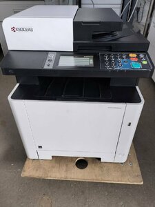 △印字6729枚 KYOCERA 京セラ カラーA4複合機 ECOSYS M5526cdw コピー/プリント/スキャン/FAX/両面印刷/複合機　CD取扱説明書【D0312Z3BH】