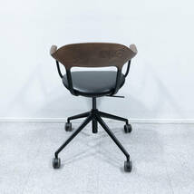 【展示品】ACTUS アクタス FOUR CHAIR フォーチェア キャスター オフィス チェア レザー ブラック 定価24万_画像4