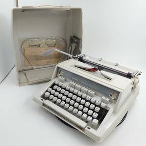 4A363C【レトロ】HERMES 3000 エルメス タイプライター スイス製 ヴィンテージ 説明書 蓋つき キーを打つと針は反応あり アンティーク