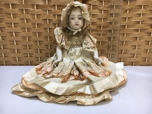 42850　フランス蚤の市 ビスクドール 陶器製 西洋人形 フランス人形 レースドレス 約30cm アンティーク コレクション