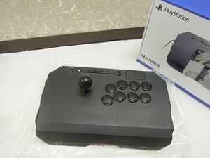 3817) 美品 PlayStation QANBA DRONE 2 ARCADE JOYSTICK アーケードジョイスティック N3 PS5/PS4用