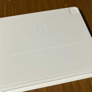 美品　Apple Magic Keyboard 12.9インチiPad Pro対応　日本語　ホワイト