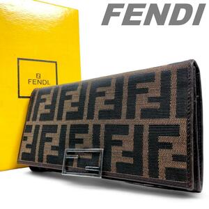 美品 FENDI フェンディ 長財布 二つ折り財布 ズッカ柄 クリップウォレット FFロゴ 銀金具 デカロゴ シルバーロゴ 金具 メンズ シンプル