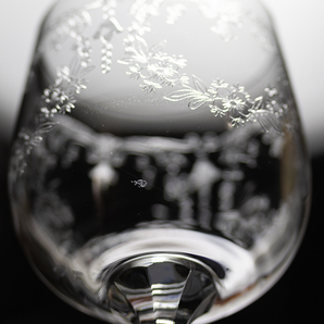 ボヘミア クリスタル カスケード エレガント エッチング 中サイズ ワイングラス シャンパン 酒 ビンテージ 日本酒 冷酒 チェコ の画像4