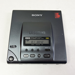 ☆【CDプレイヤー】SONY ソニー Discman ディスクマン D-303 CDコンパクトプレーヤー 本体のみ 通電確認済み☆N03-166sの画像1