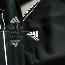 新品 正規品 adidas アディダス THREE STRIPES 上下セット セットアップ パーカー スウェットパンツ 黒 ブラック 白 裏起毛 上 2XL 下 XL_画像6