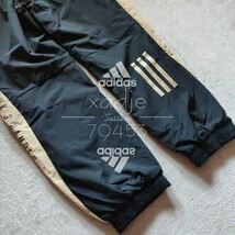 新品 正規品 adidas アディダス THREE STRIPES 上下セット セットアップ ナイロン ジャージ 黒 ブラック ベージュ M_画像9