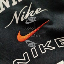 新品 正規品 NIKE swoosh ナイキ ロゴ プリント 刺繍 上下セット パーカー パンツ セットアップ 黒 ブラック 裏起毛 2XL XXL_画像4