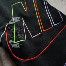 新品 正規品 NIKE swoosh ナイキ ロゴ 刺繍 上下セット パーカー パンツ セットアップ 黒 ブラック ネオン マルチ 裏起毛 L_画像8