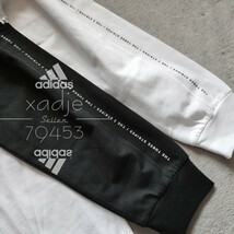 新品 正規品 adidas アディダス 2枚セット 長袖 ロンT プリント THREE STRIPES 黒 ブラック 白 ホワイト 3本ライン ロゴ 刺繍 厚手 L_画像7