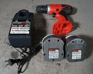 ◎ RYOBI リョービ 充電式ドライバドリル 充電器 100V バッテリー 2個 ※ジャンク品 BD-122