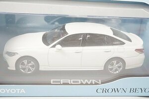 1/30 トヨタ クラウン RS Advance (2.0Lターボガソリン車) ホワイトパール クリスタルシャイン ミニカー カラーサンプル 非売品 ①062