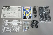 ★ エレール 他 1/43 ベネトン F1/プジョー 206 WRC/ウィリアムズ・ルノー 1/28/アストンマーチン DB5 1/32 5点セット プラモデル_画像2