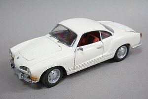 ミニチャンプス PMA クラシックライン 1/24 VW フォルクスワーゲン Karmann Ghia カルマンギア クーペ クリーム 245003