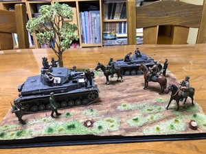 1/35 Ⅳ号戦車、Ⅱ号戦車　ジオラマ完成品