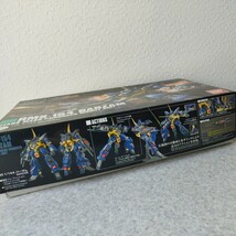 未使用品★BANDAI 機動戦士Zガンダム RMS-154 BARZAM 1/144 プラモデル 未組立_画像2